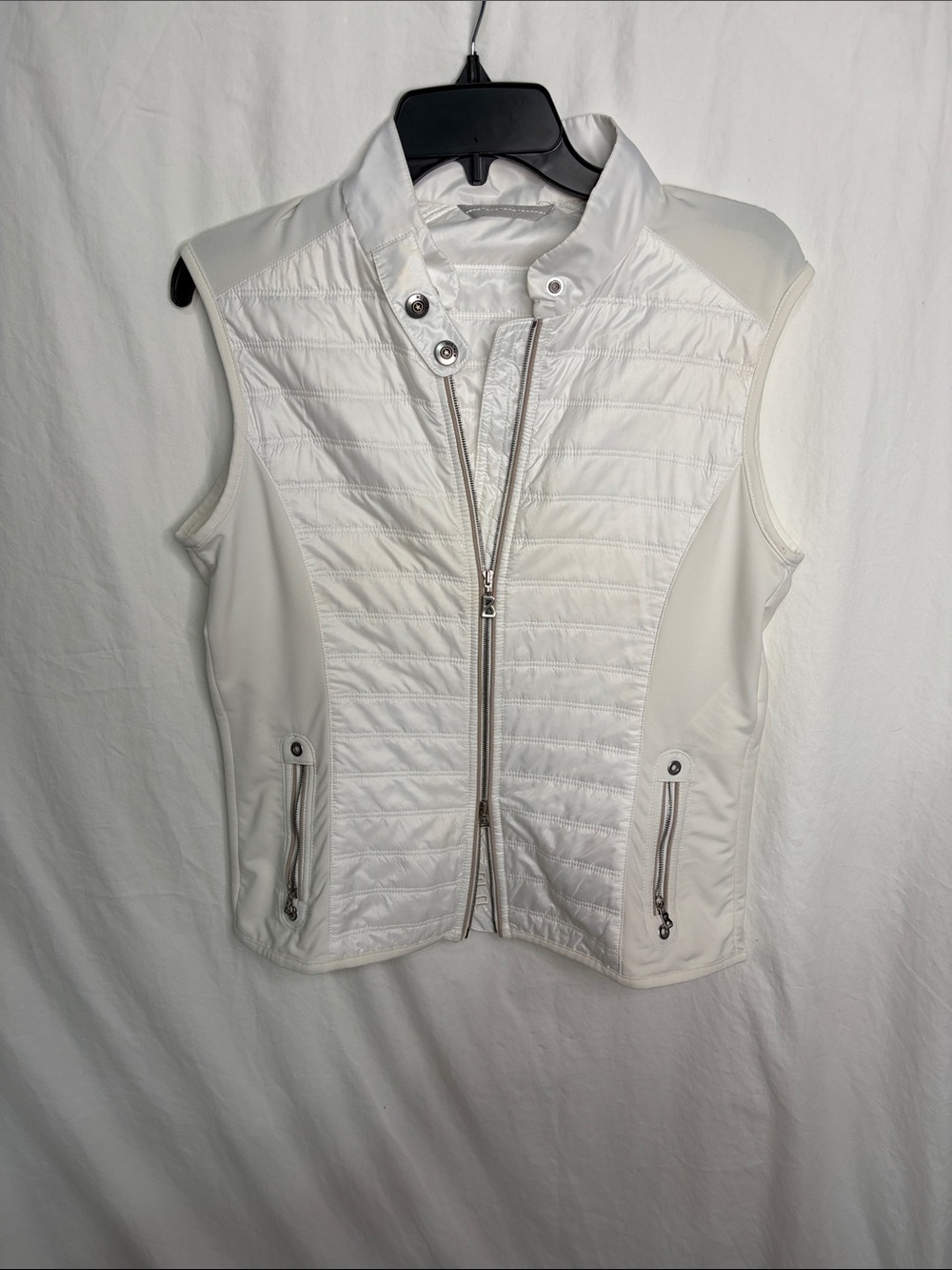 Bogner White Quilted Sleeveless Zip-Up Vest